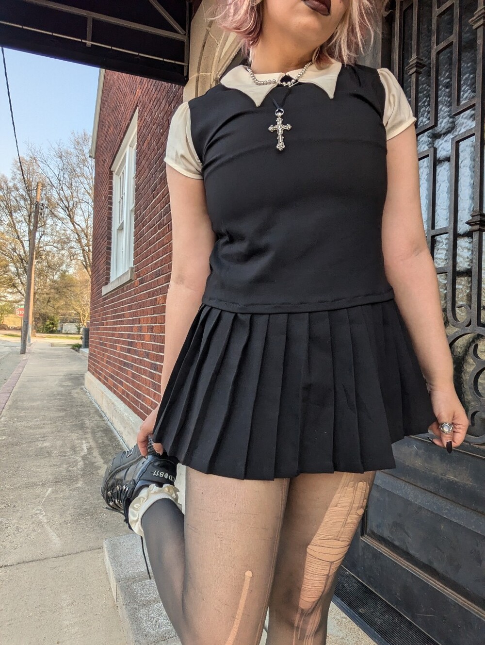 Rare UNIF Charlotte Dress. Black Pleated Dress Peter Pan Collar. Size Medium. - Picture 4 of 7